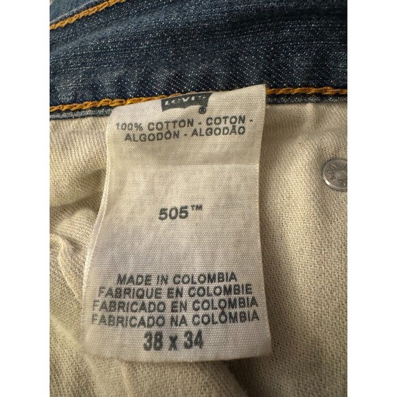 Levis 505 Regular Fit Men's Jeans, Size 38 x 34 - Medium Blue Classic - Picture 5 of 8